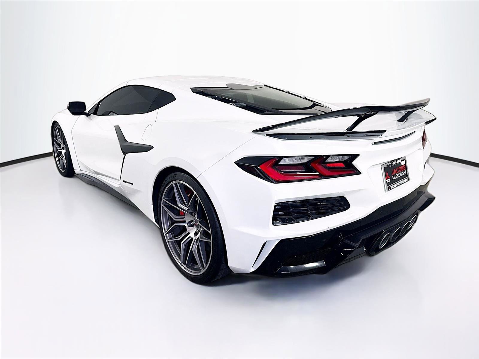 Used 2023 Chevrolet Corvette Z06 image 5
