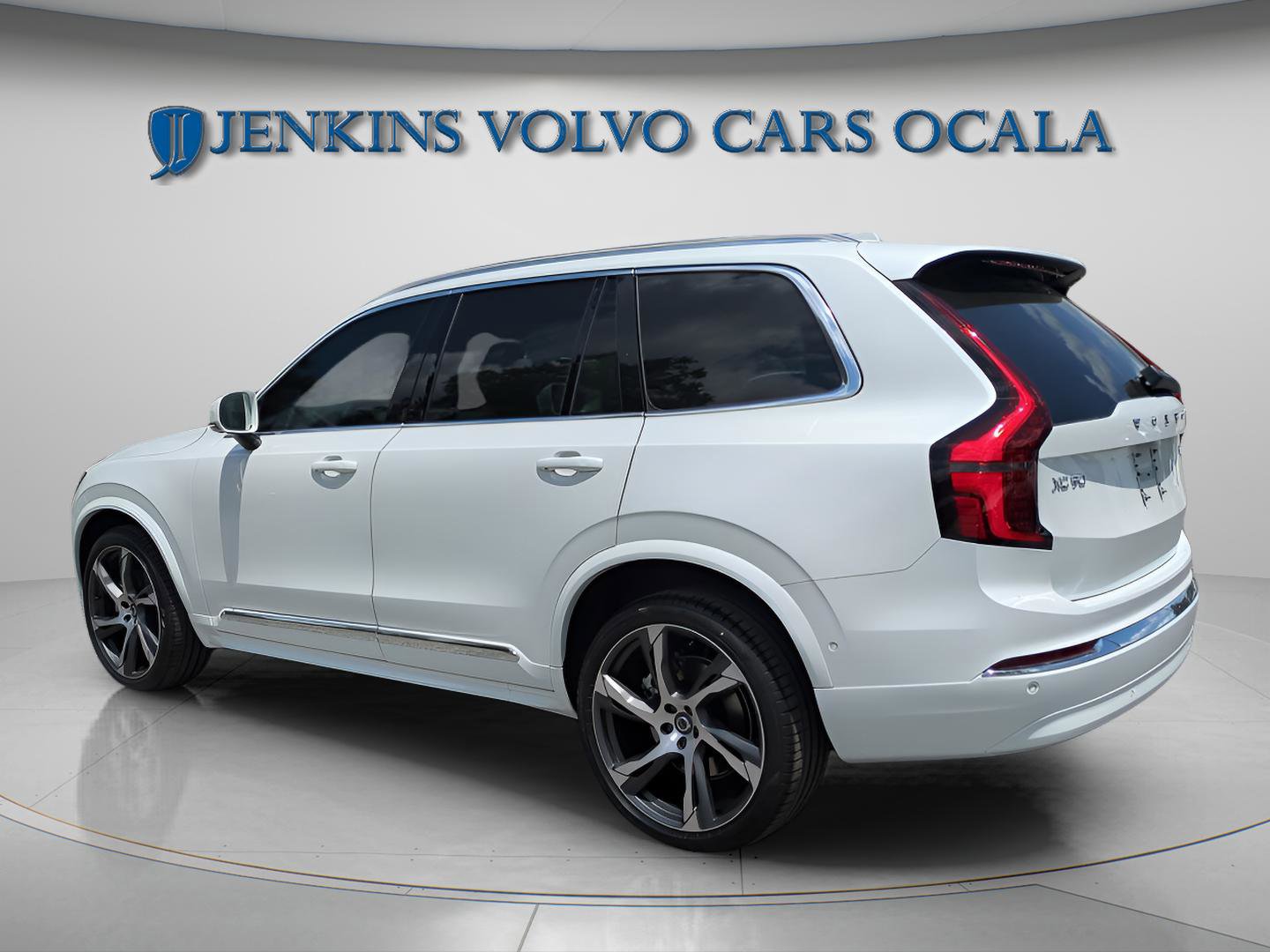 New 2025 Volvo XC90 B6 Ultra w/ Lounge Package image 6