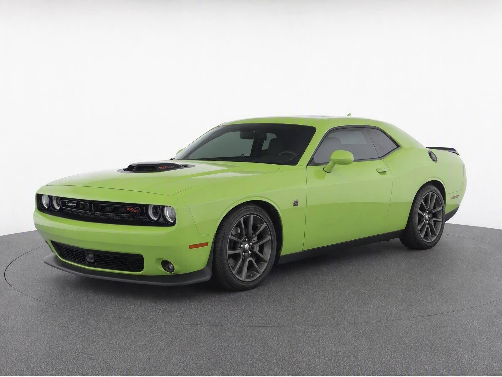 Used 2023 Dodge Challenger R/T Scat Pack w/ Plus Package RWD image 2