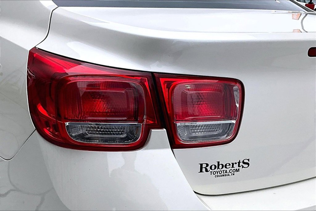 Used 2014 Chevrolet Malibu LT image 21