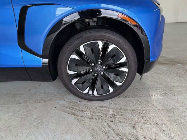 Certified 2025 Chevrolet Blazer EV RS RWD image 14