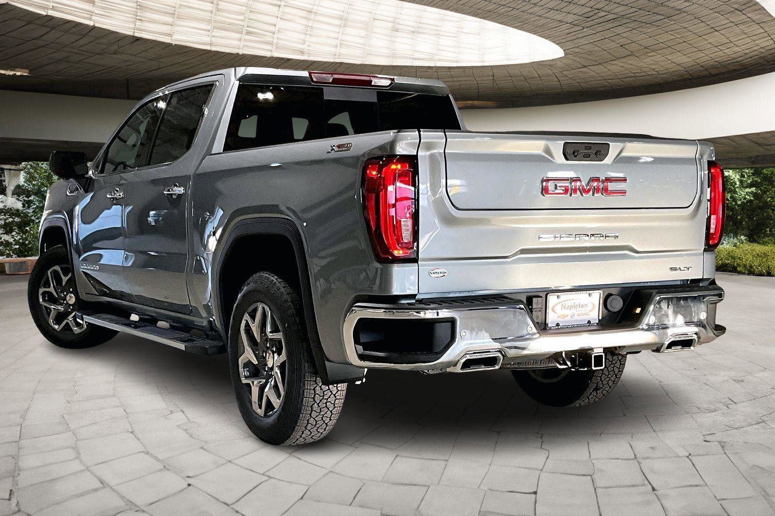 New 2026 GMC Sierra 1500 SLT w/ SLT Premium Plus Package image 3