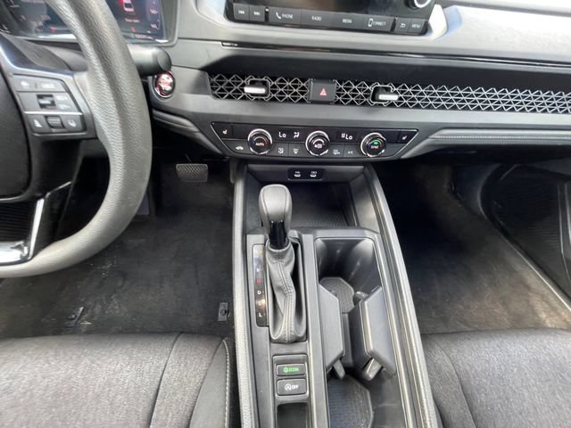Used 2024 Honda Accord EX image 11