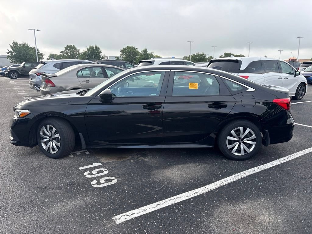 Used 2023 Honda Civic LX image 5