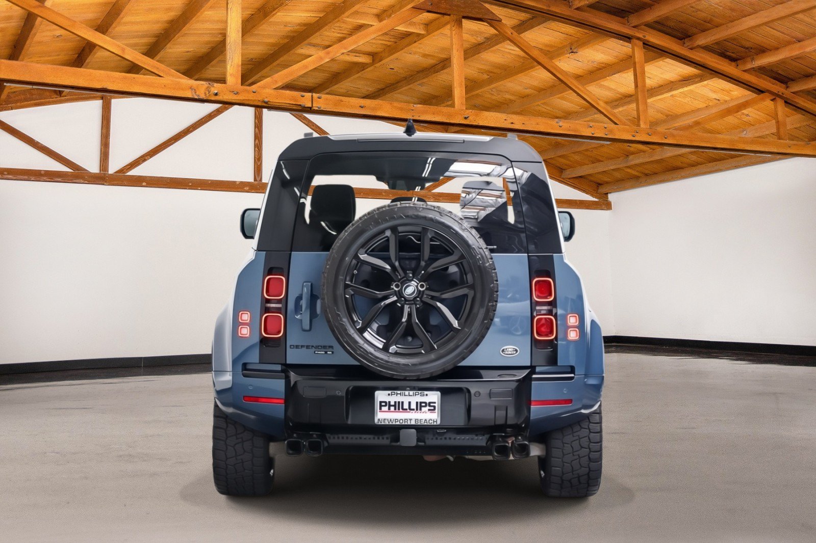 Used 2020 Land Rover Defender 110 SE AWD/4WD image 3