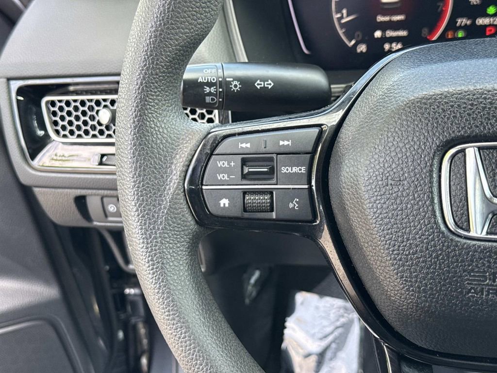 Certified 2025 Honda Civic LX image 10