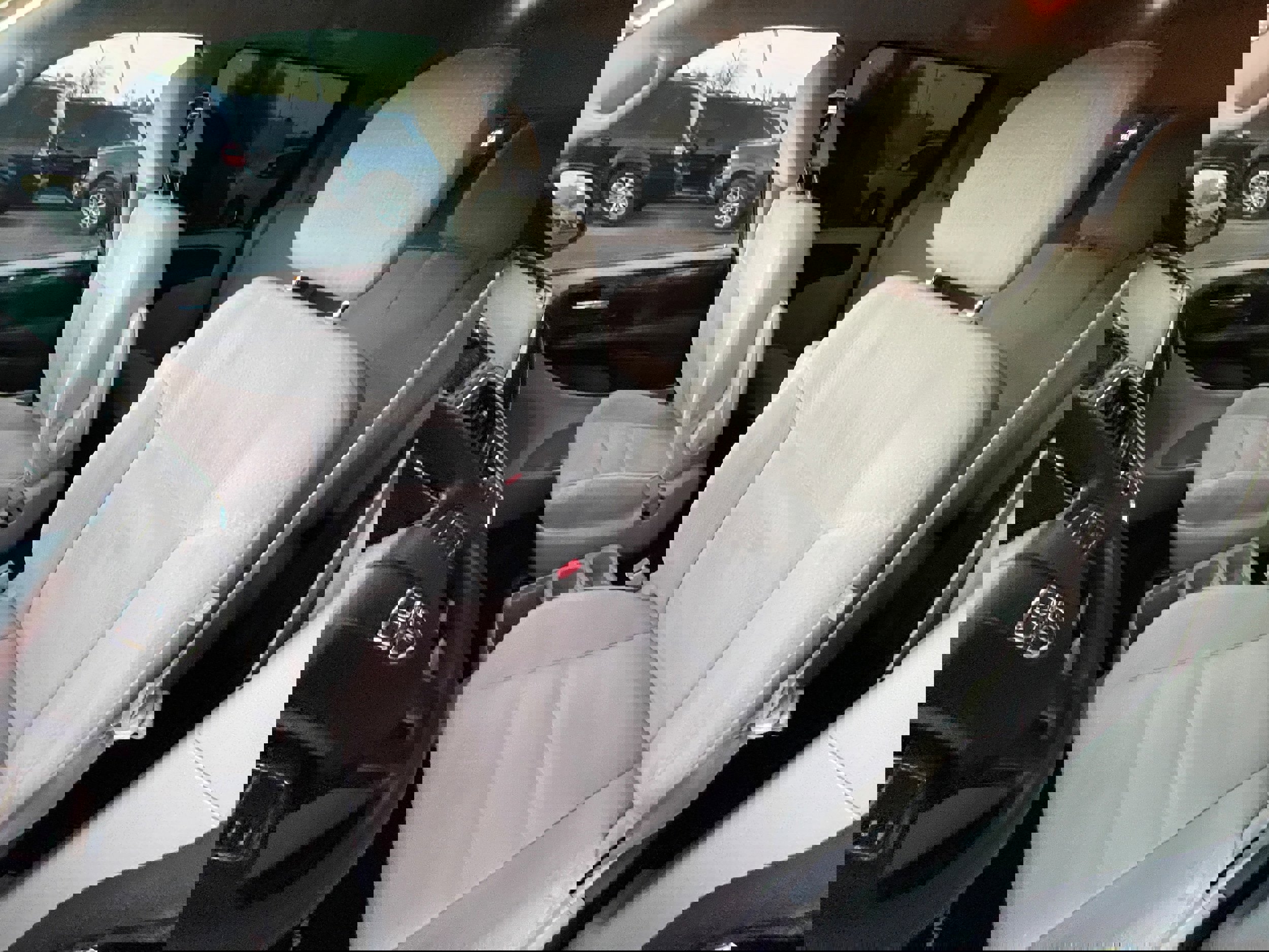 Used 2015 Dodge Grand Caravan SE w/ Quick Order Package 29E SE image 12