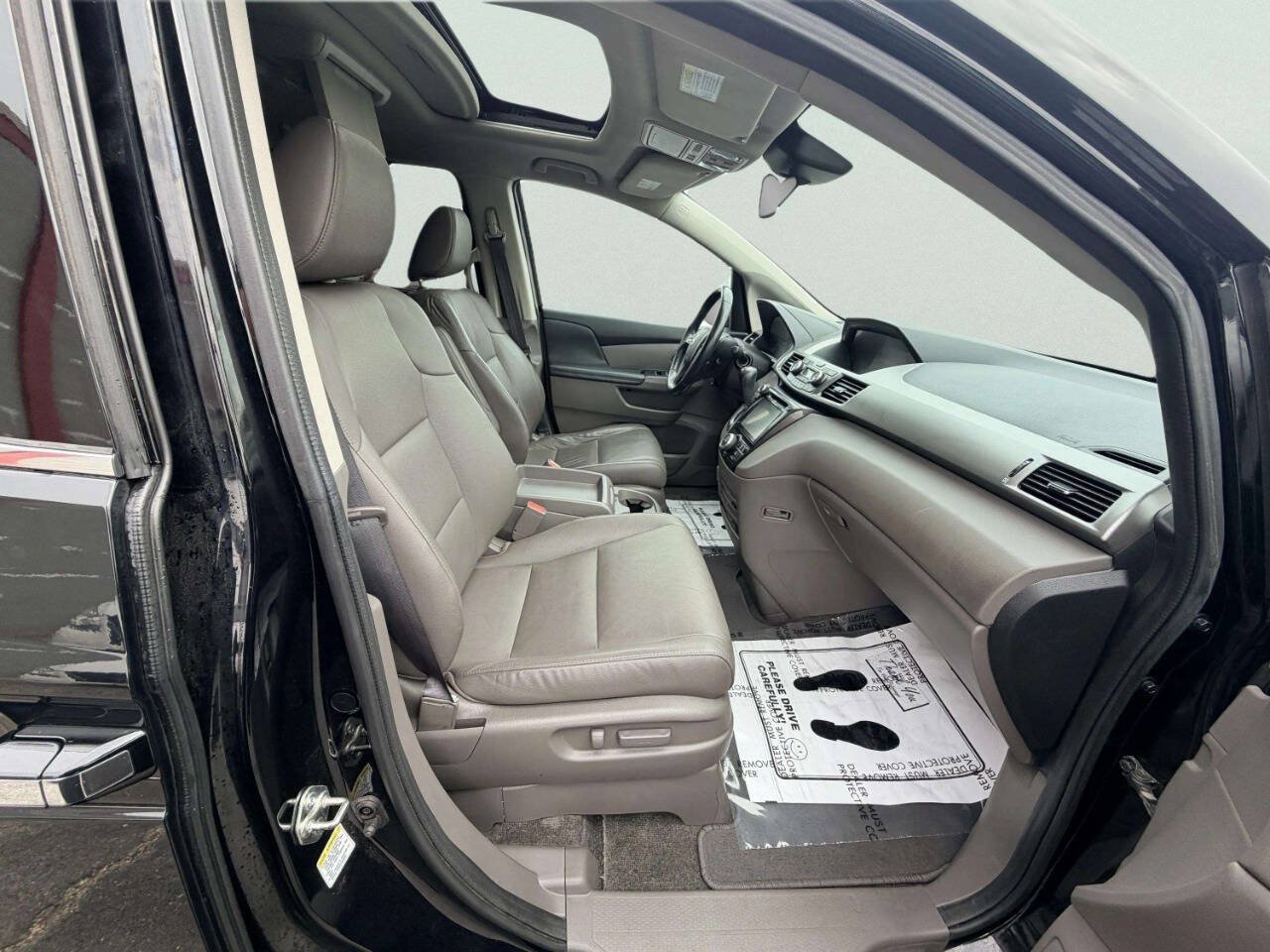 Used 2016 Honda Odyssey Touring image 30