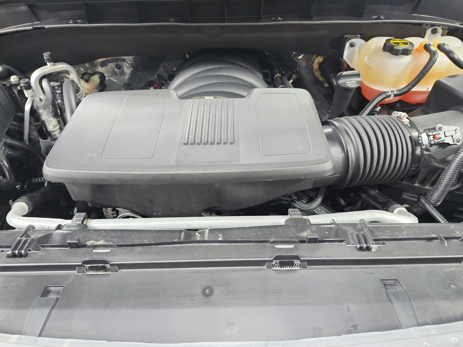 Used 2025 GMC Yukon Denali AWD/4WD image 18