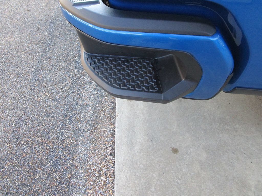 Used 2024 Chevrolet Silverado 1500 Custom RWD image 17