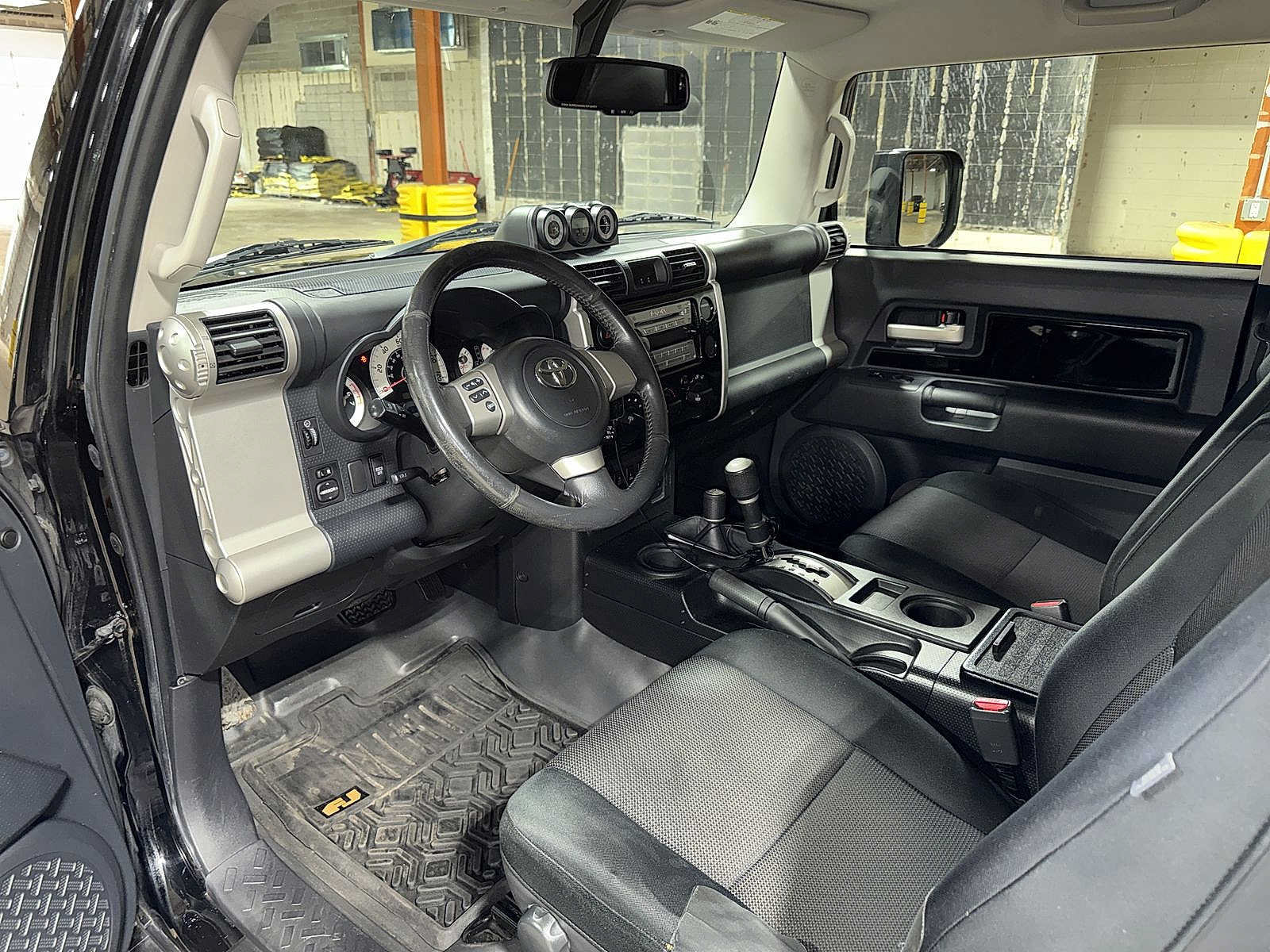 Used 2009 Toyota FJ Cruiser 4WD image 26