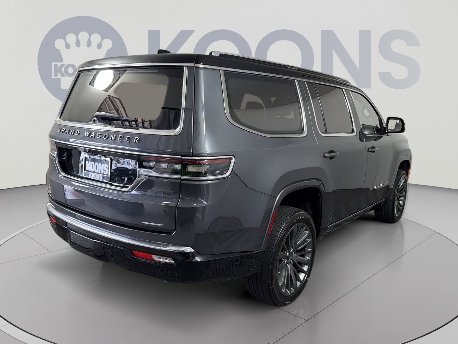 Used 2022 Jeep Grand Wagoneer Series III w/ Flexible Seating Group AWD/4WD image 7