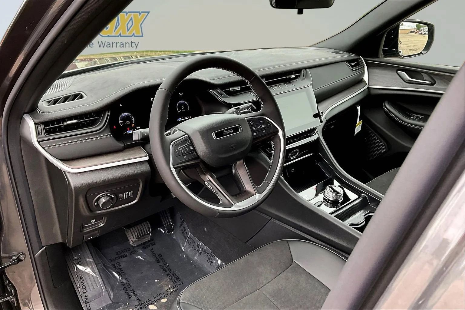 New 2026 Jeep Grand Cherokee L 4WD image 7