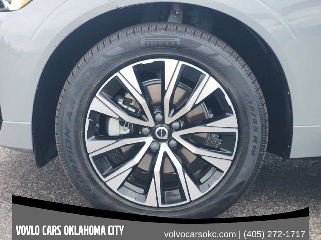Certified 2024 Volvo XC60 B5 Core w/ Protection Package Premier AWD/4WD image 10
