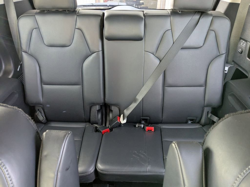 Used 2025 Kia Telluride S image 29