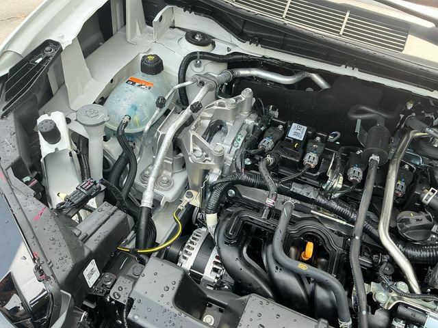 New 2026 Nissan Kicks SR w/ Cold Weather Package AWD/4WD image 19