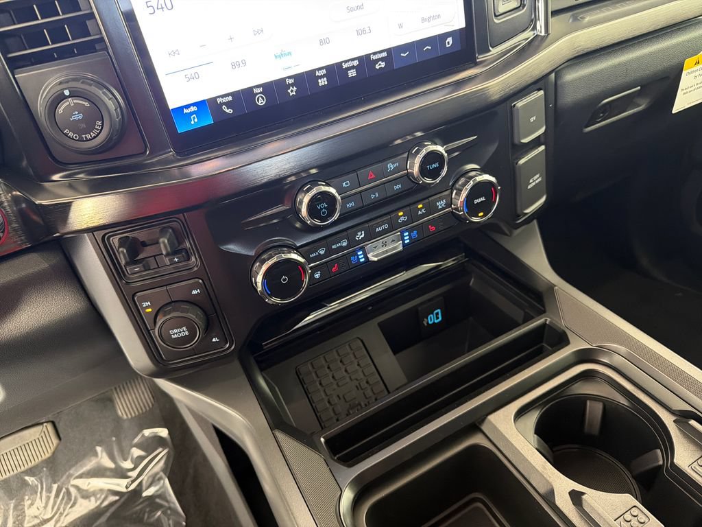 New 2026 Ford F350 Lariat w/ Lariat Premium Package AWD/4WD image 16