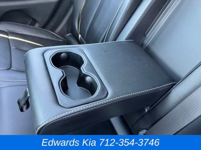 Used 2024 Jeep Grand Cherokee Limited w/ Luxury Tech Group II image 16