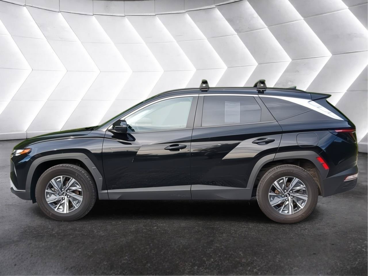 Used 2022 Hyundai Tucson Blue AWD/4WD image 6