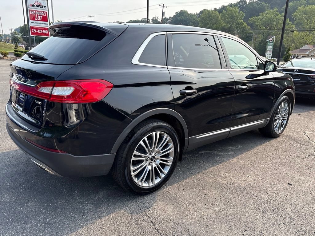 Used 2017 Lincoln MKX Reserve w/ Driver Assistance Package AWD/4WD image 5