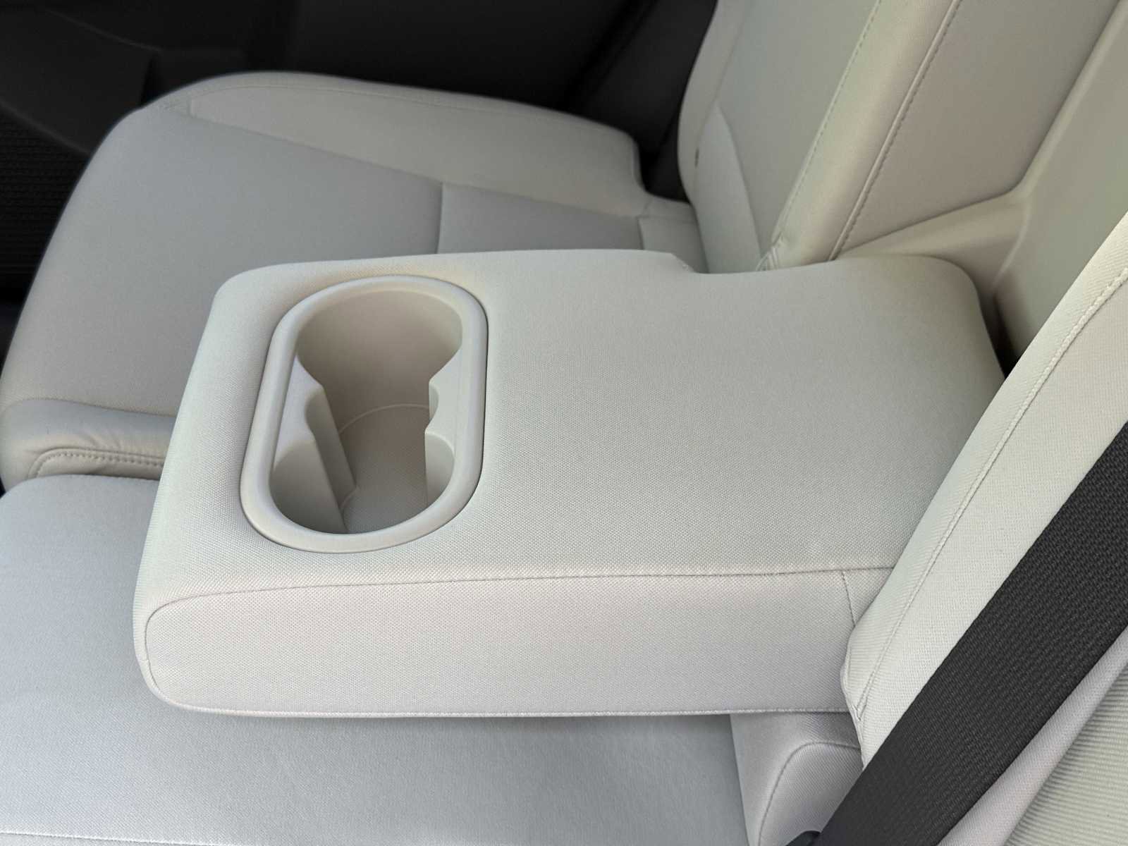 New 2026 Hyundai Santa Fe SE image 26