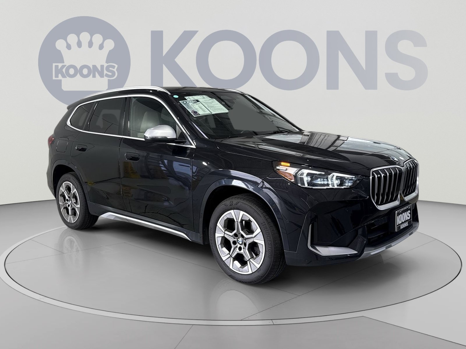 Used 2023 BMW X1 xDrive28i w/ Convenience Package AWD/4WD image 2