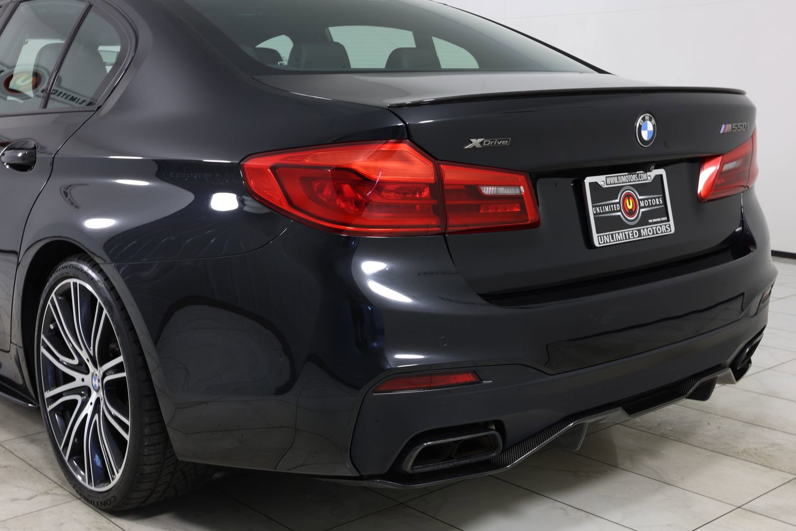 Used 2019 BMW M550i xDrive AWD/4WD image 48