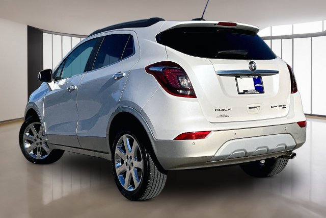 Used 2018 Buick Encore Premium w/ Experience Buick Package AWD/4WD image 4
