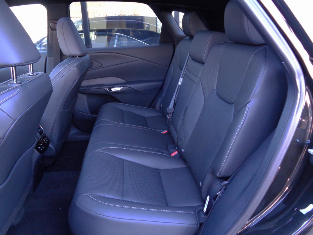 Used 2024 Lexus RX 350 RX 350 AWD image 12