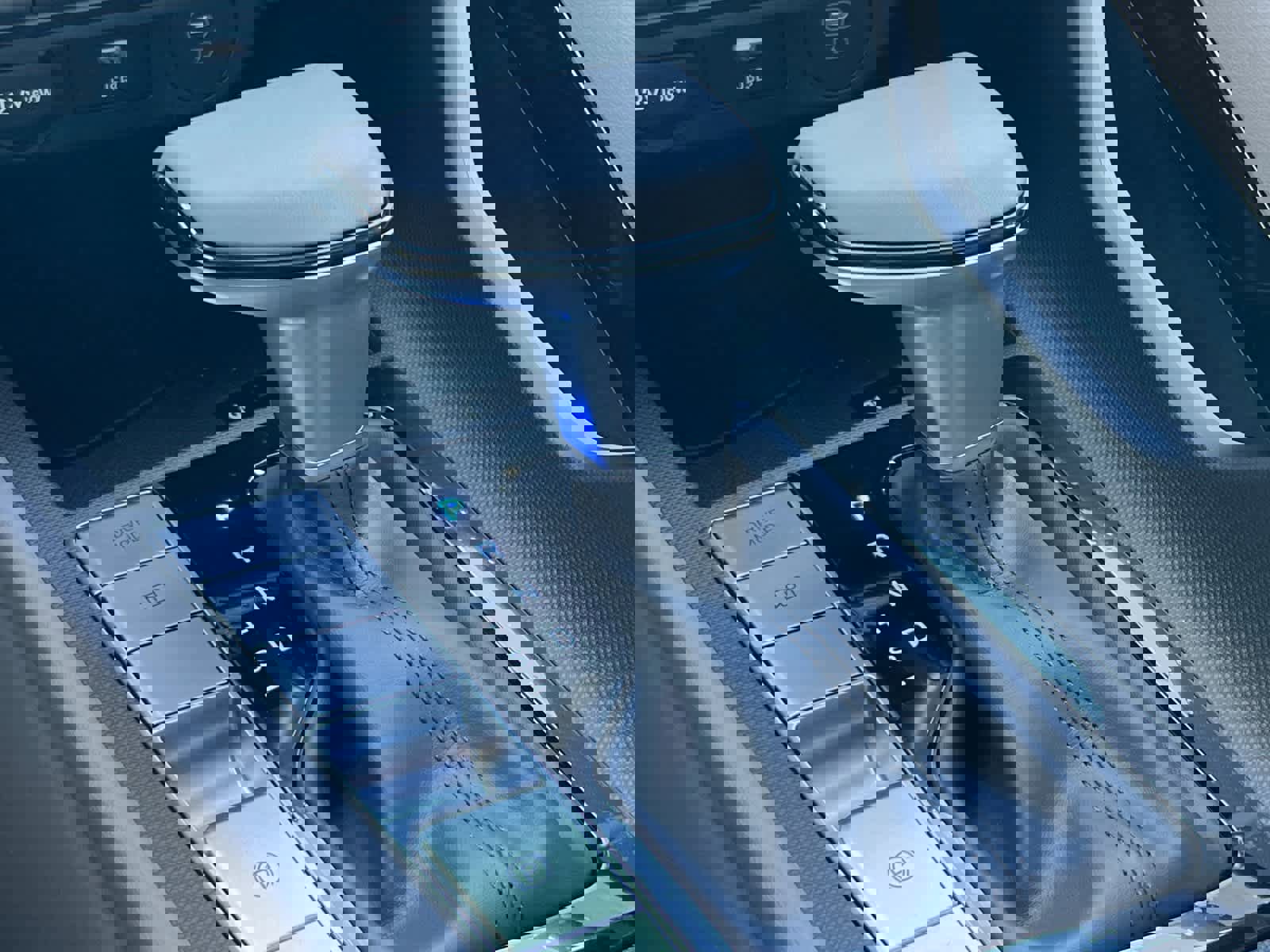 New 2025 Hyundai Elantra SEL image 22