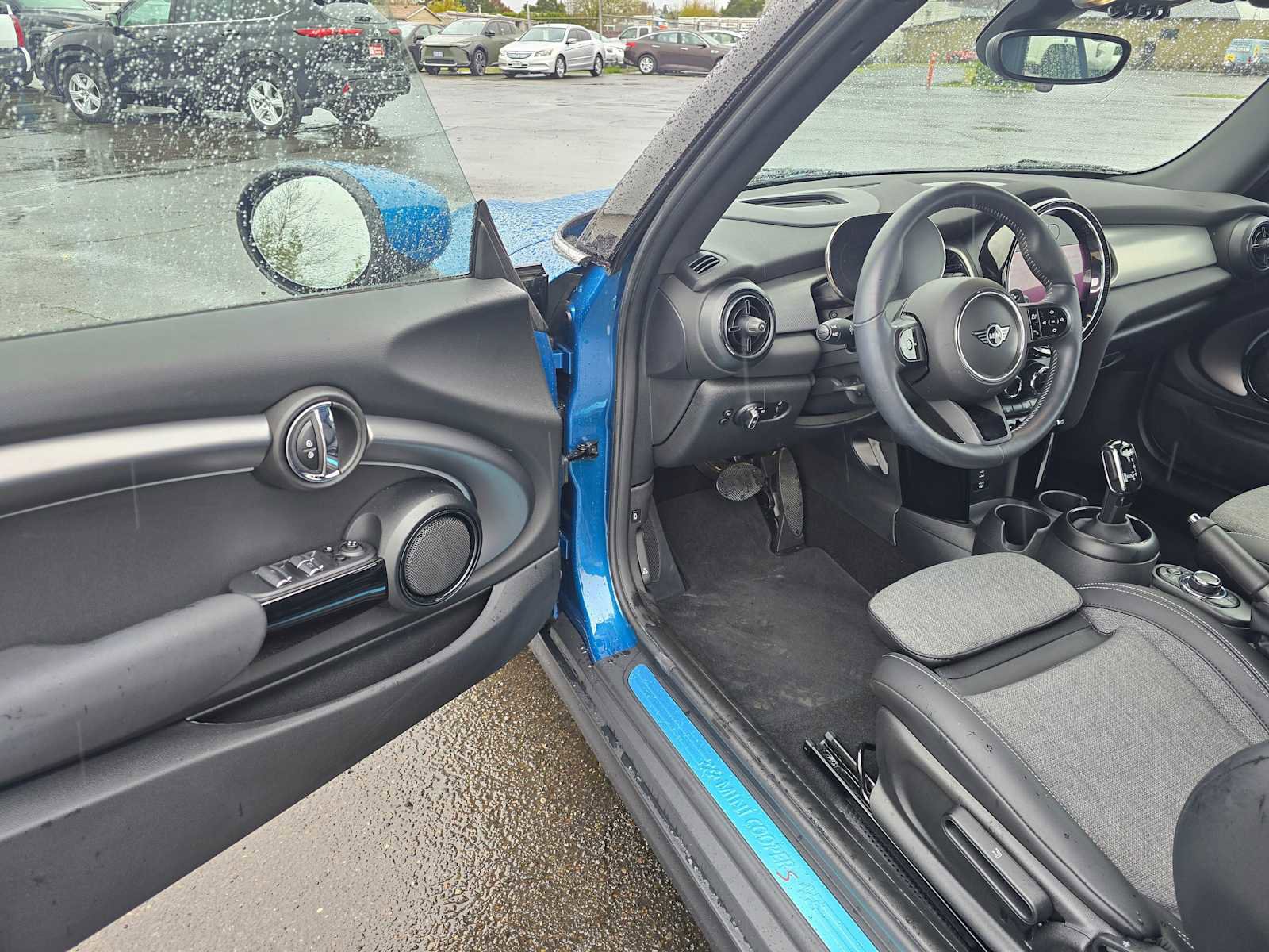 Used 2022 MINI Cooper S image 17