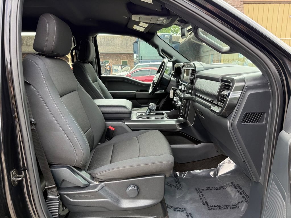 Used 2021 Ford F150 XLT w/ Equipment Group 301A Mid AWD/4WD image 18