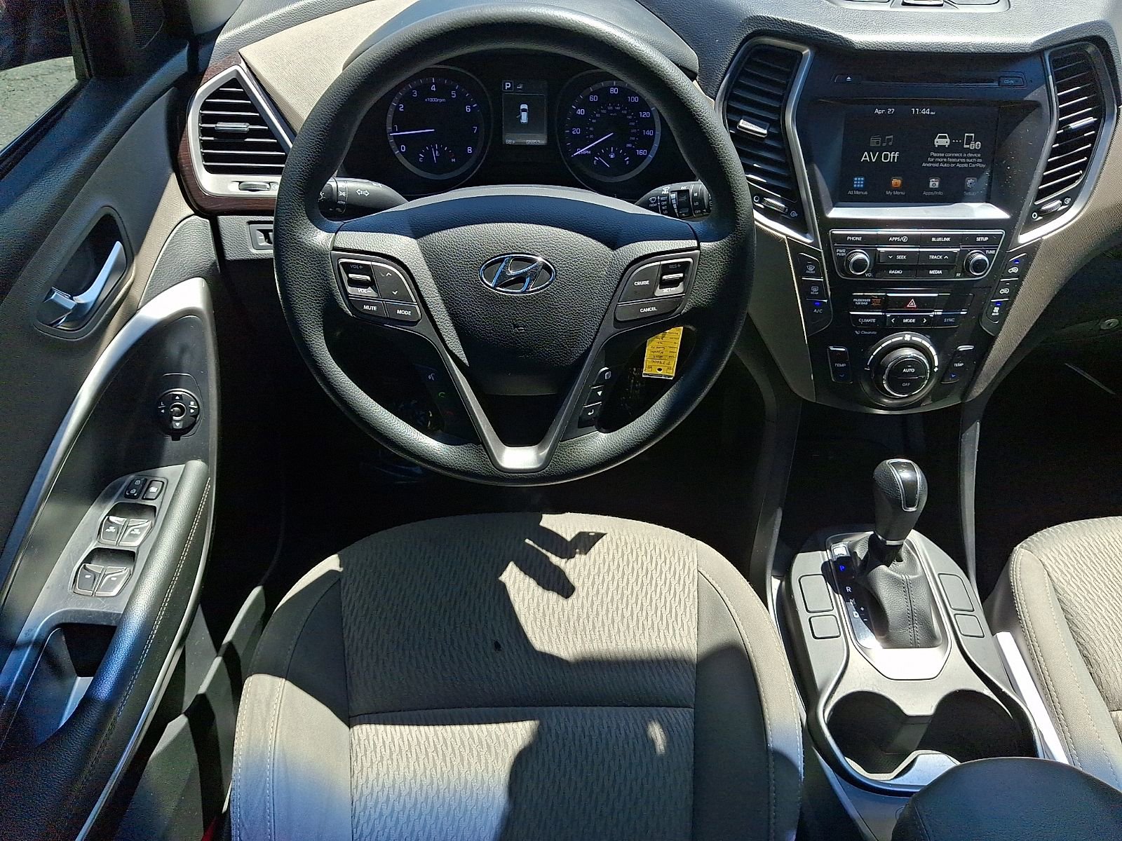 Used 2019 Hyundai Santa Fe XL SE FWD image 12