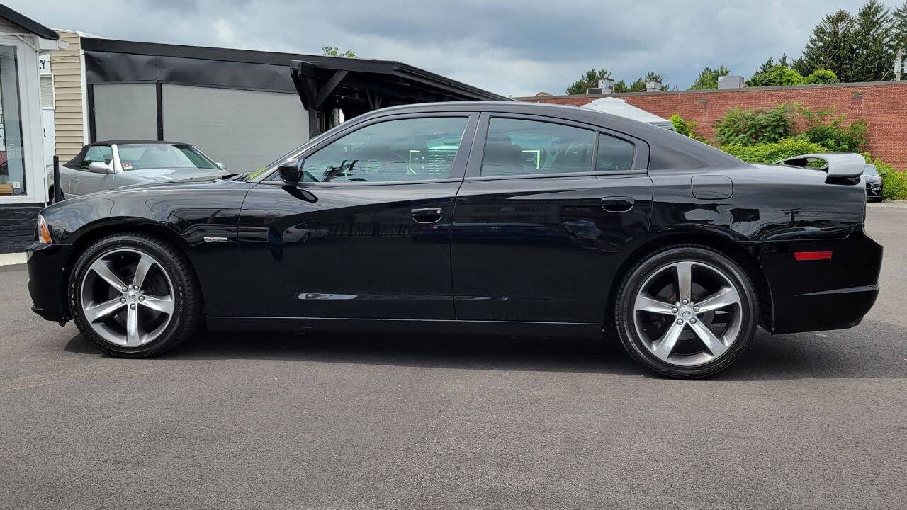 Used 2014 Dodge Charger R/T RWD image 9