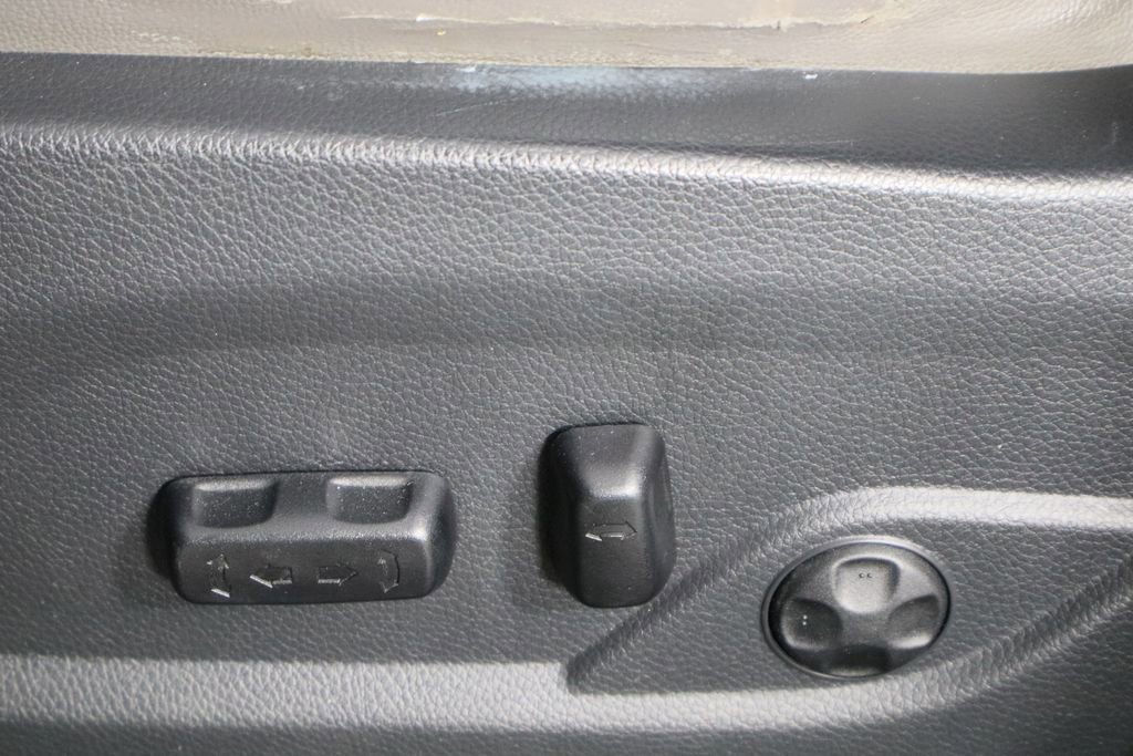 Used 2014 Hyundai Santa Fe Sport 2.0T w/ Technology Package 05 image 24