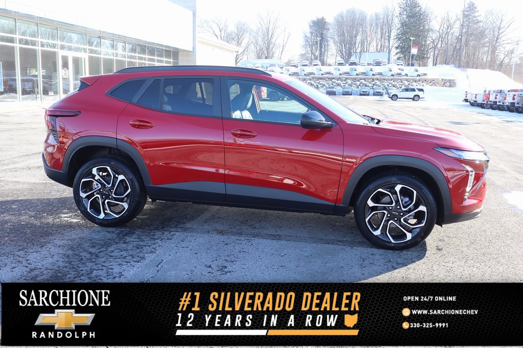 New 2026 Chevrolet Trax RS image 1