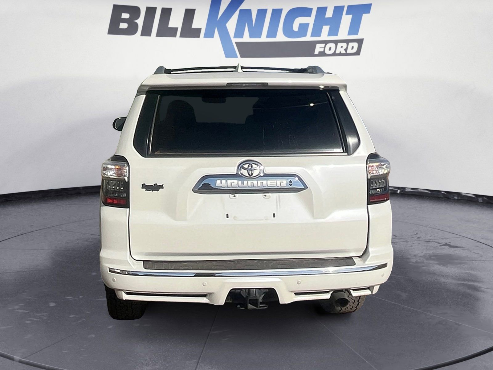 Used 2018 Toyota 4Runner Limited image 3