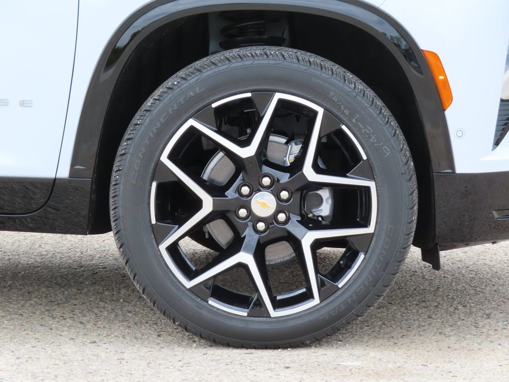 New 2026 Chevrolet Traverse High Country AWD/4WD image 17