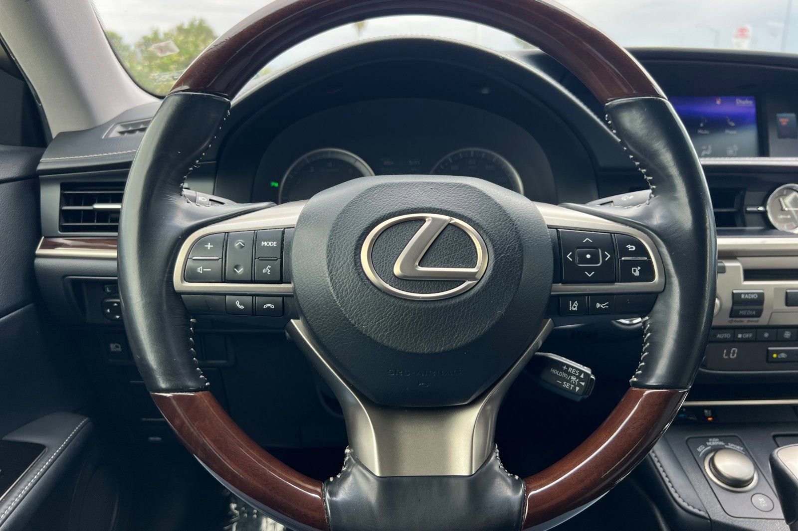 Used 2018 Lexus ES 350 w/ Navigation System Package FWD image 27