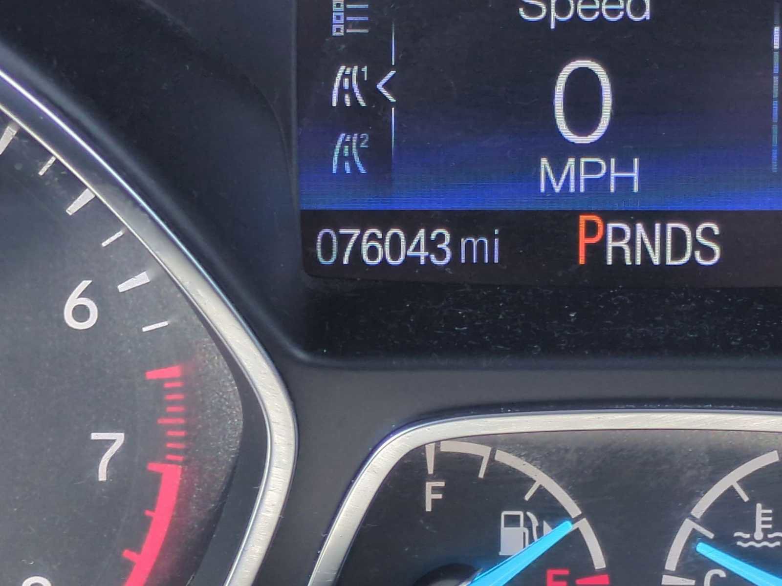 Used 2018 Ford Escape Titanium w/ Ford Safe & Smart Package FWD image 12