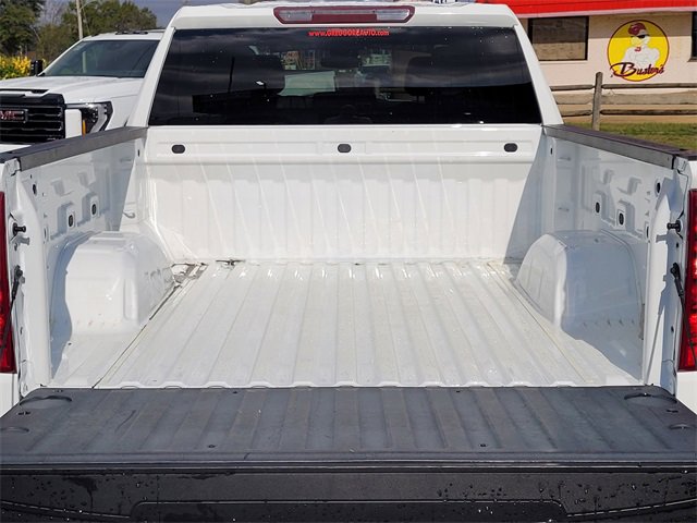 Used 2022 Chevrolet Silverado 1500 Custom image 9