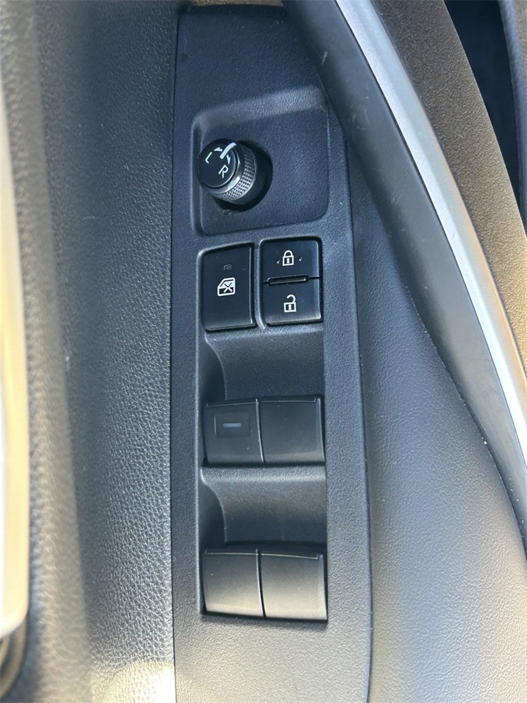 Used 2024 Toyota Corolla SE image 22