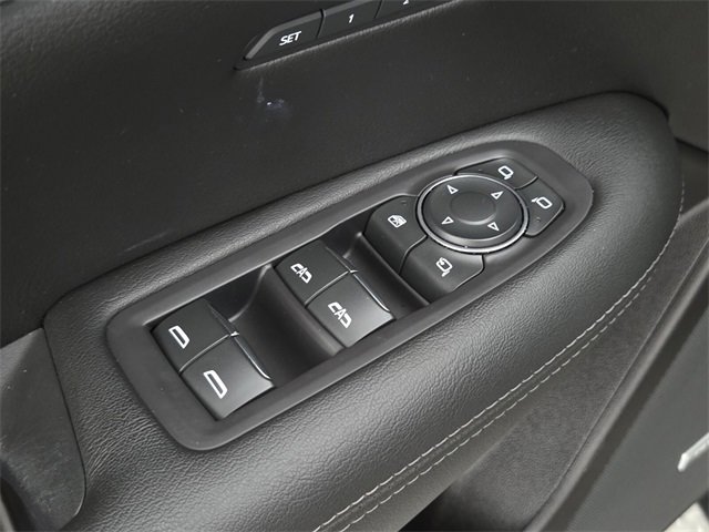 Certified 2022 Cadillac XT5 Premium Luxury w/ LPO, Floor Liner Package image 19