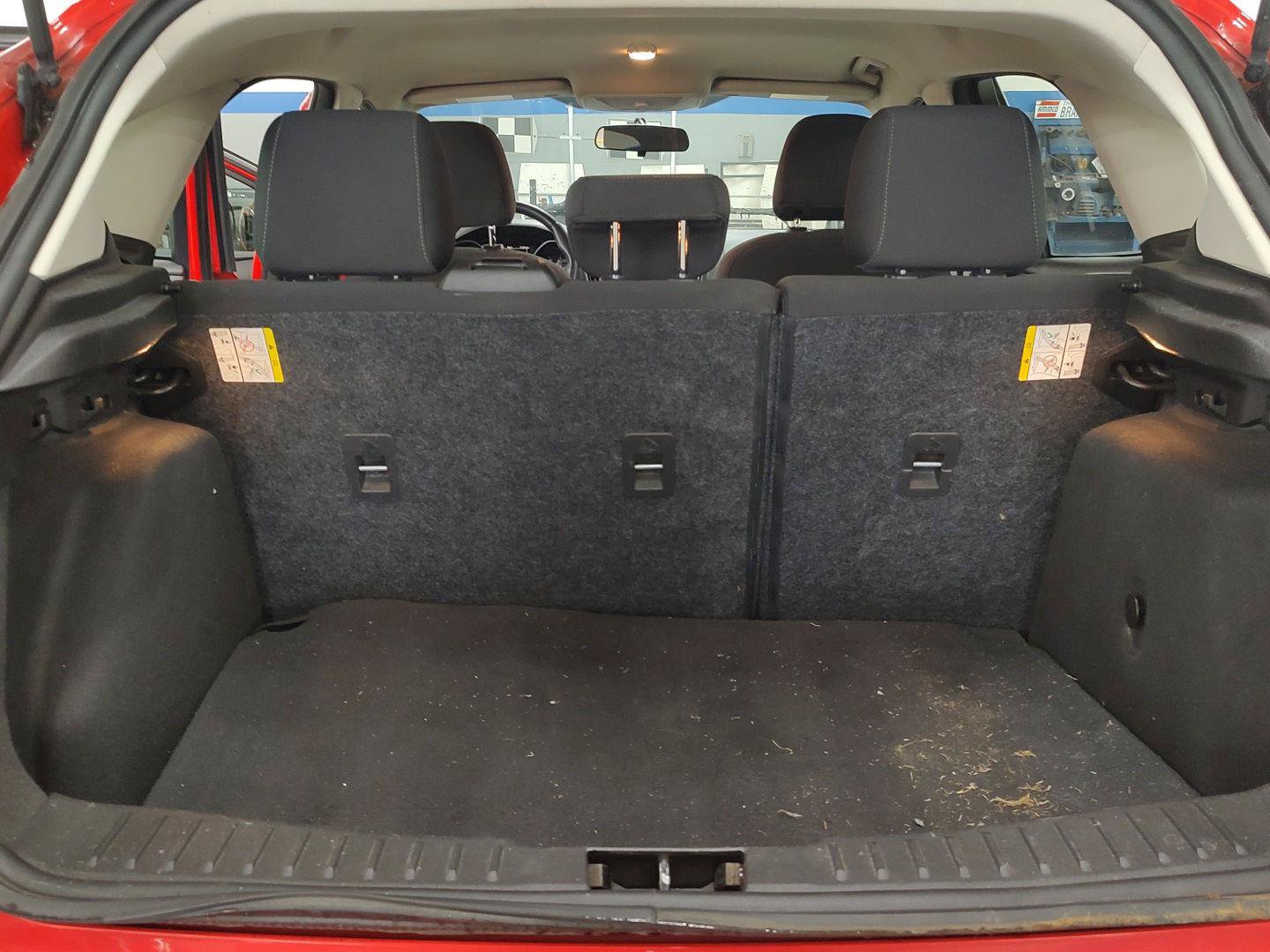 Used 2015 Ford Focus SE w/ Equipment Group 201A FWD image 18