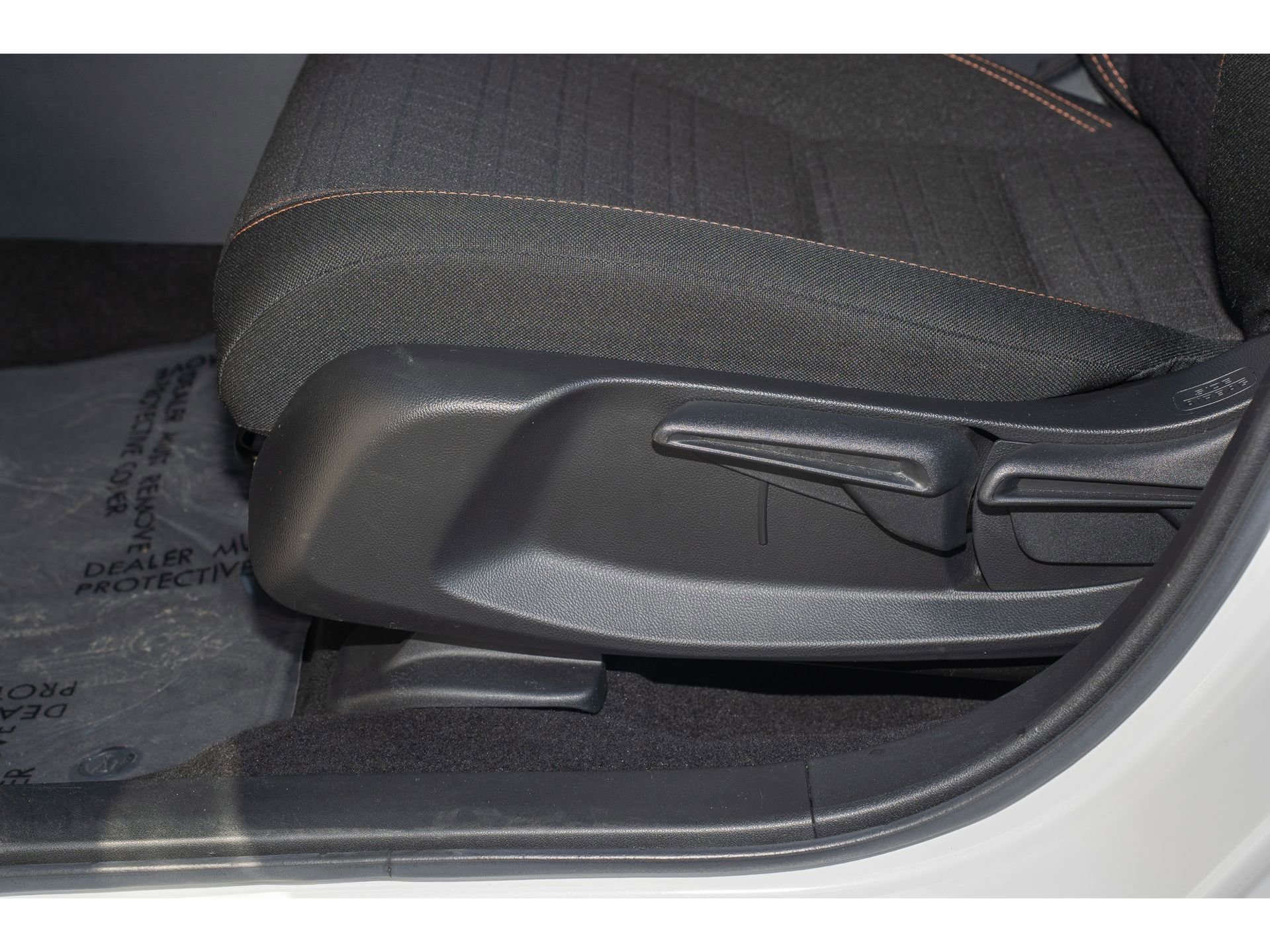 Certified 2023 Honda HR-V Sport image 28