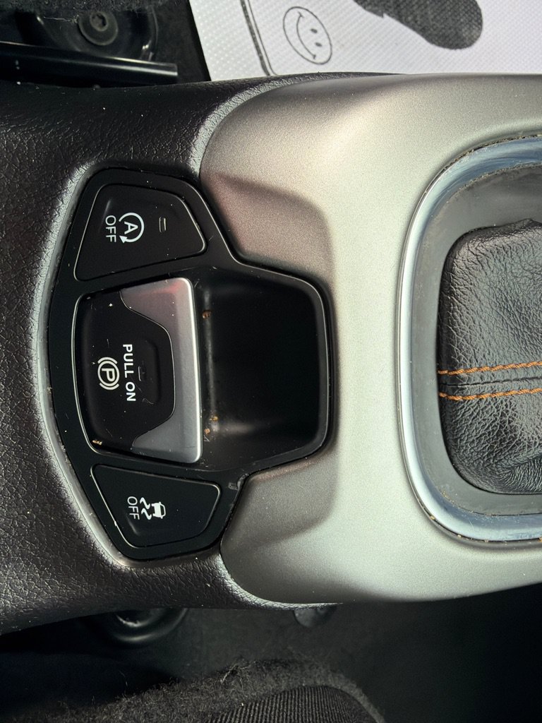 Used 2021 Jeep Compass Latitude w/ Convenience Group AWD/4WD image 42
