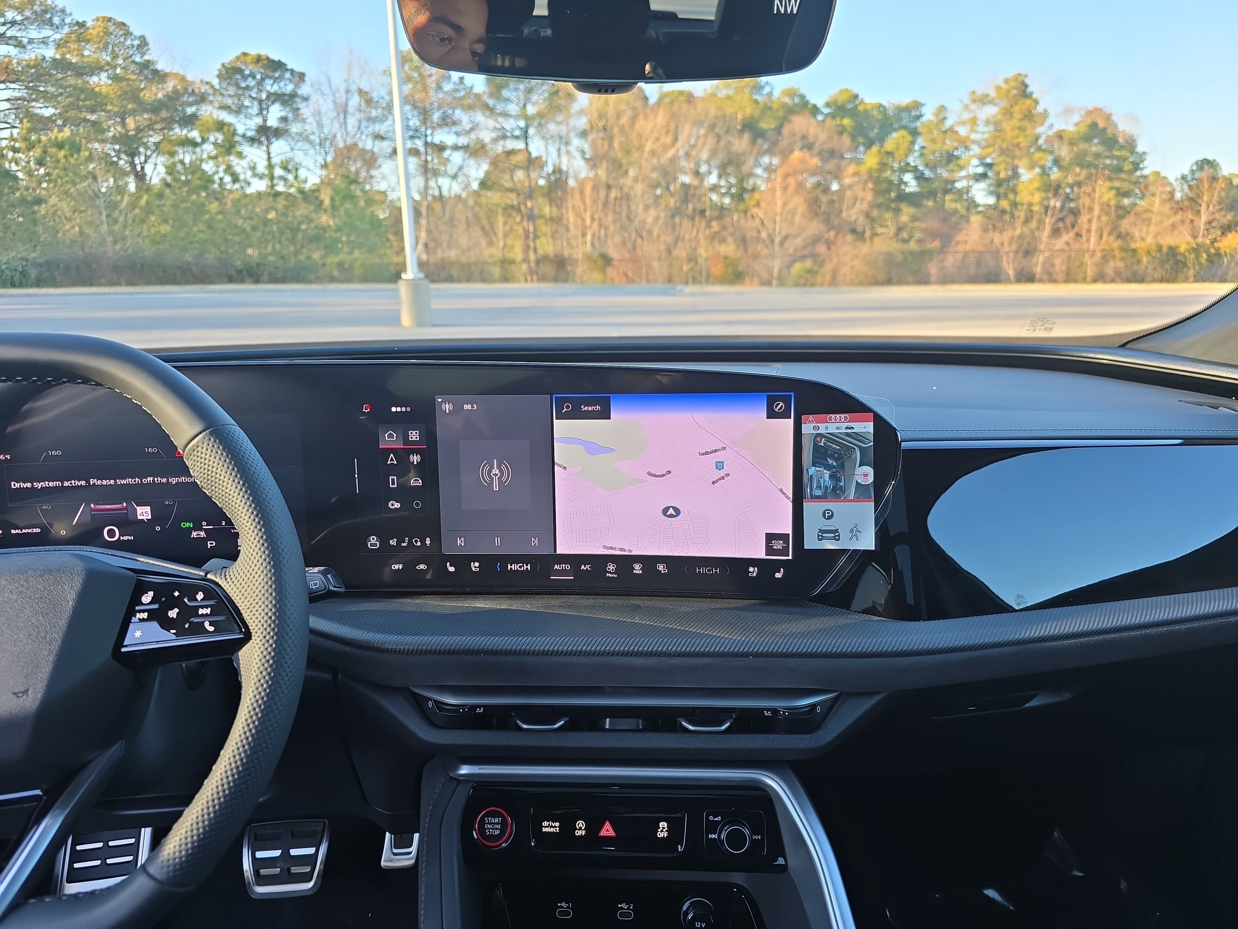 New 2025 Audi SQ5 Premium Plus image 18