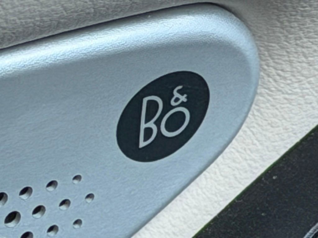 Used 2022 Ford Explorer Platinum w/ Equipment Group 601A AWD/4WD image 27