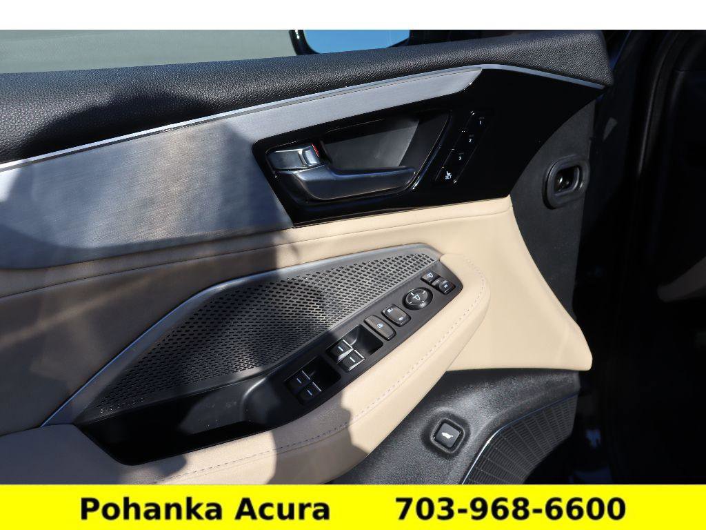Used 2023 Acura MDX SH-AWD w/ Technology Package image 28