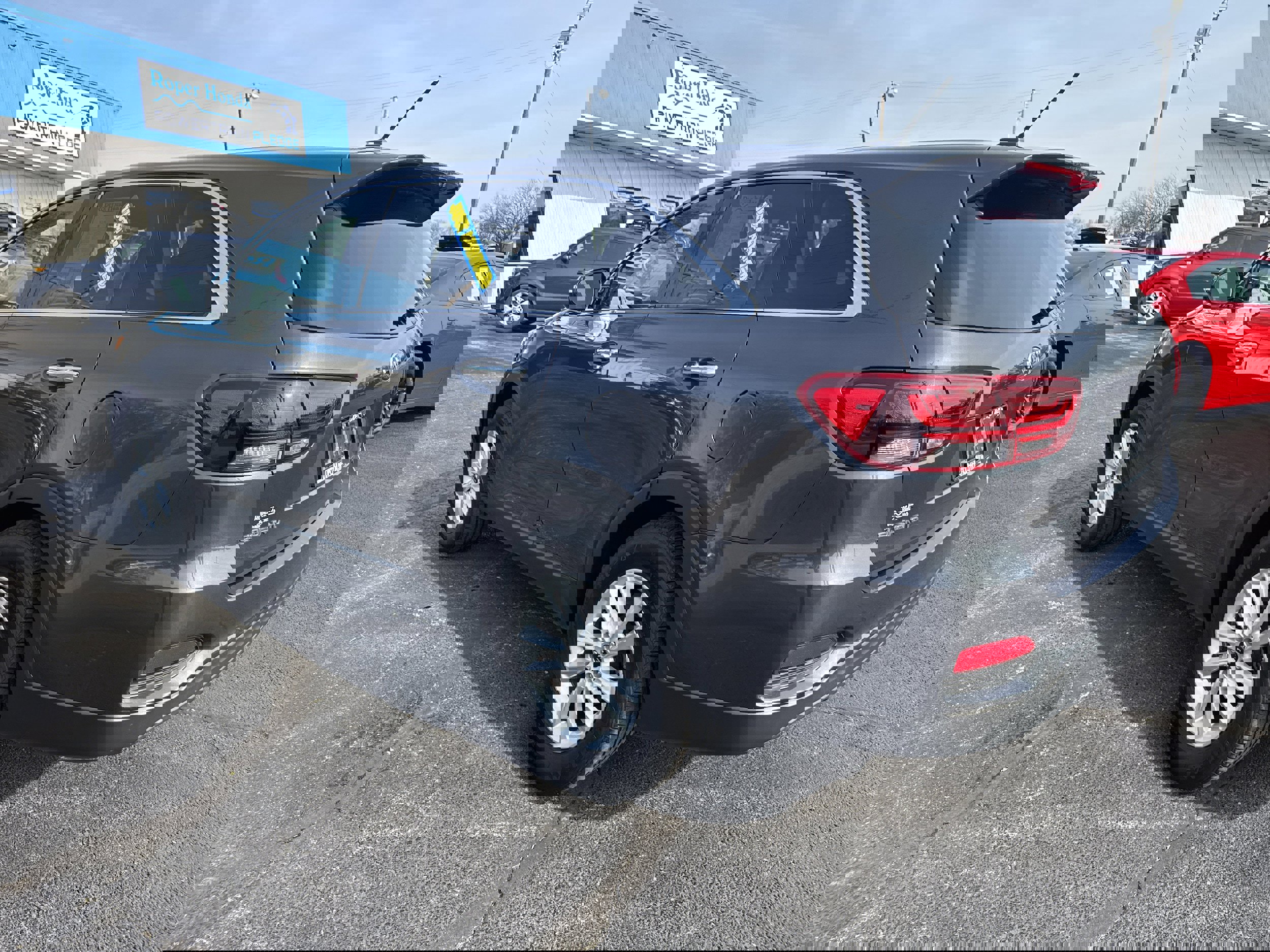 Used 2019 Kia Sorento LX image 6